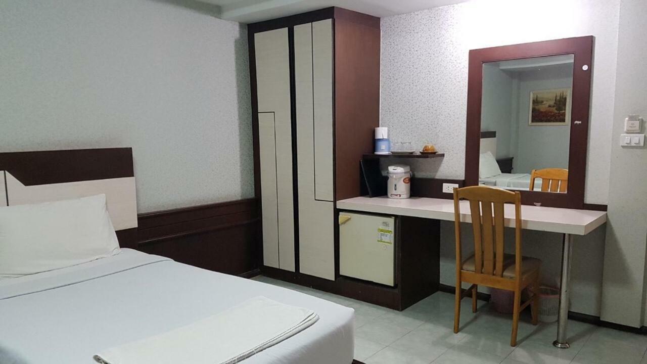 Khon Kaen Ruenrom Hotel Exterior photo