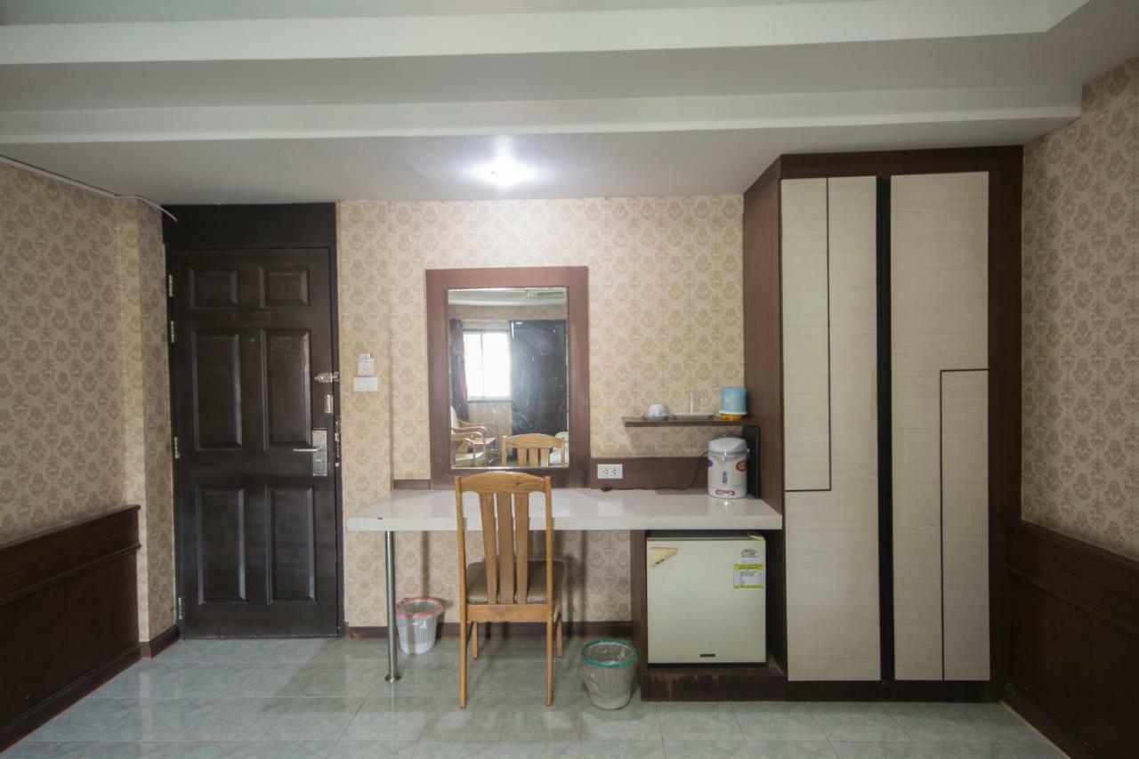 Khon Kaen Ruenrom Hotel Exterior photo